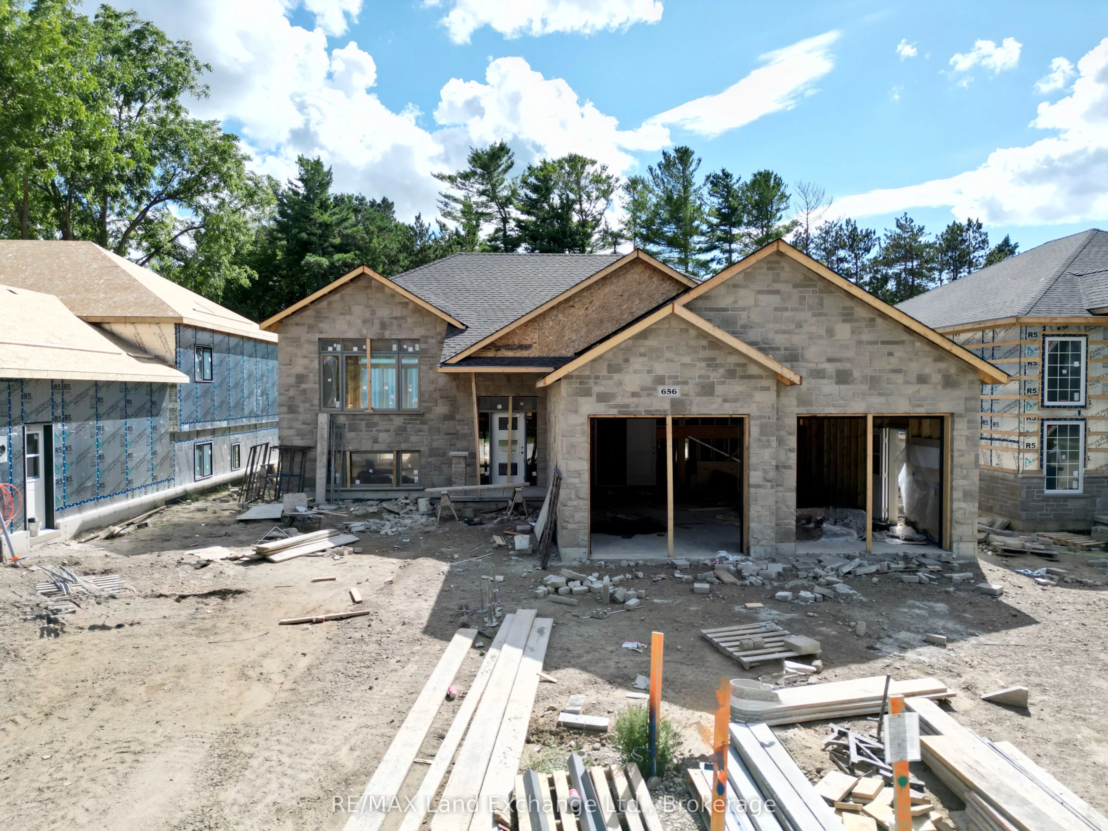 656 Devonshire Road, Saugeen Shores, ON N0H 2C3