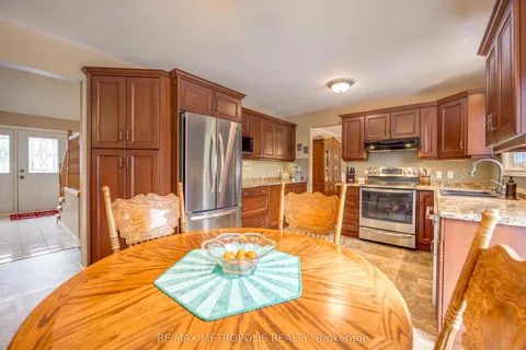 501 Brooke Street, Plympton-Wyoming, ON N0N 1T0