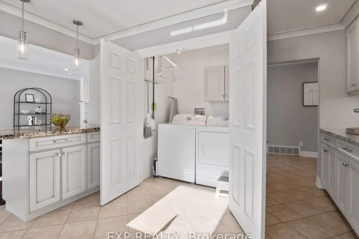 2189 Niagara Parkway, Fort Erie, ON L2A 5M4