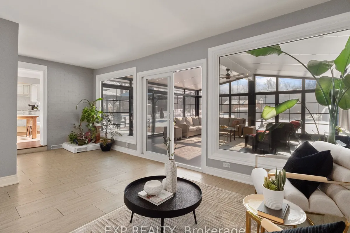 2189 Niagara Parkway, Fort Erie, ON L2A 5M4