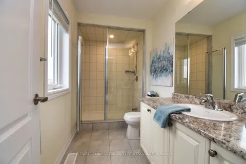 20 Peach Street, Thorold, ON L2V 0K1
