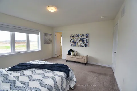 20 Peach Street, Thorold, ON L2V 0K1