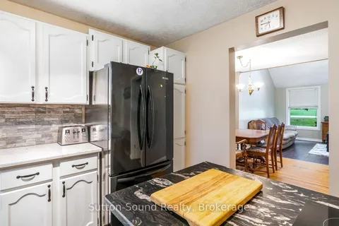 105 BOUNDARY Road, Chatsworth, ON N0H 1G0
