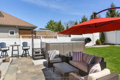 1047 Fitzsimmons Drive, Brockville, ON K6V 0A1