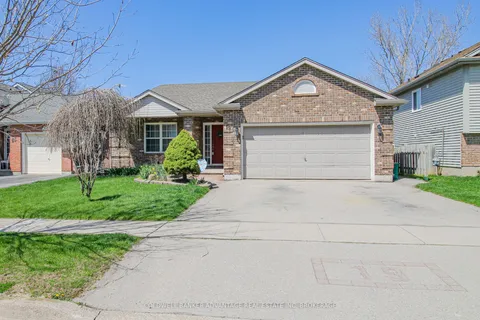 19 Windle Village Crescent, Thorold, ON L2V 4Z6