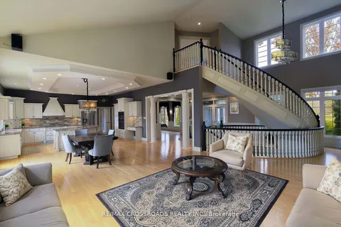 5717 Lakeshore Road, Port Hope, ON L1A 3V7