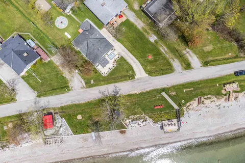 577 Edgewater Place, Haldimand, ON N1A 2W8