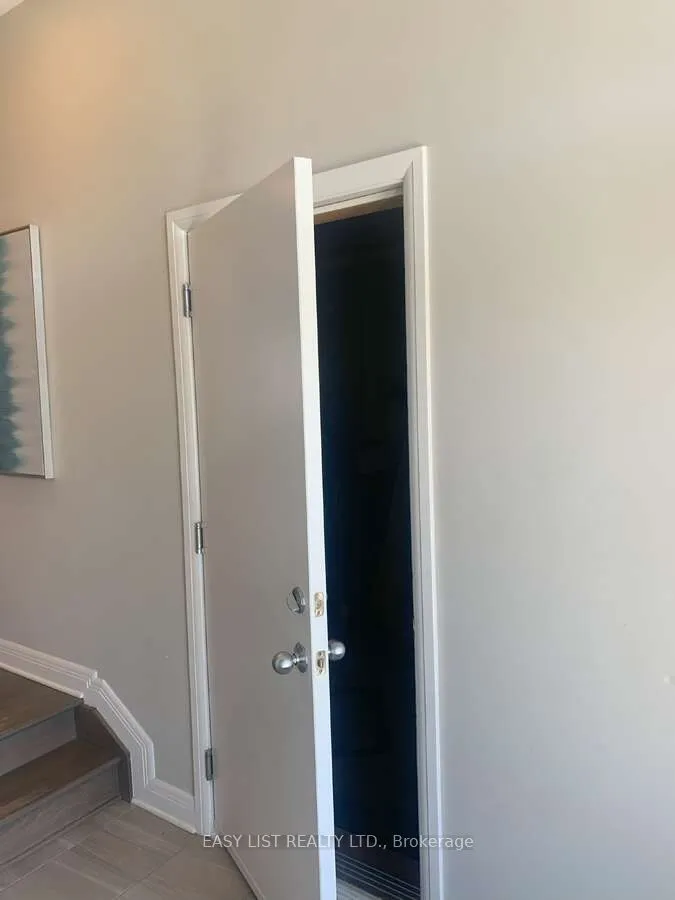 74 Michael Stoqua Street, Manor Park - Cardinal Glen and Area, ON K1K 5A2