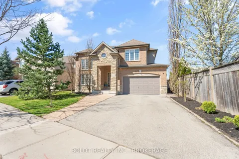 8114 Windsong Drive, Niagara Falls, ON L2H 3M4