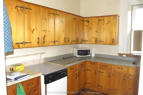 54 Allen Street, Lambton Shores, ON N0M 2N0
