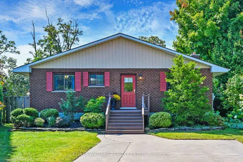 121 Queen Street, Kawartha Lakes, ON K0M 1N0