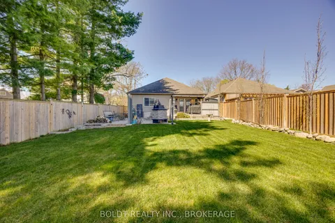 1127 Pelham Street, Pelham, ON L3C 3E4