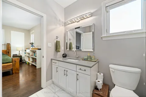 65 Crews Crescent, Quinte West, ON K8V 0G4