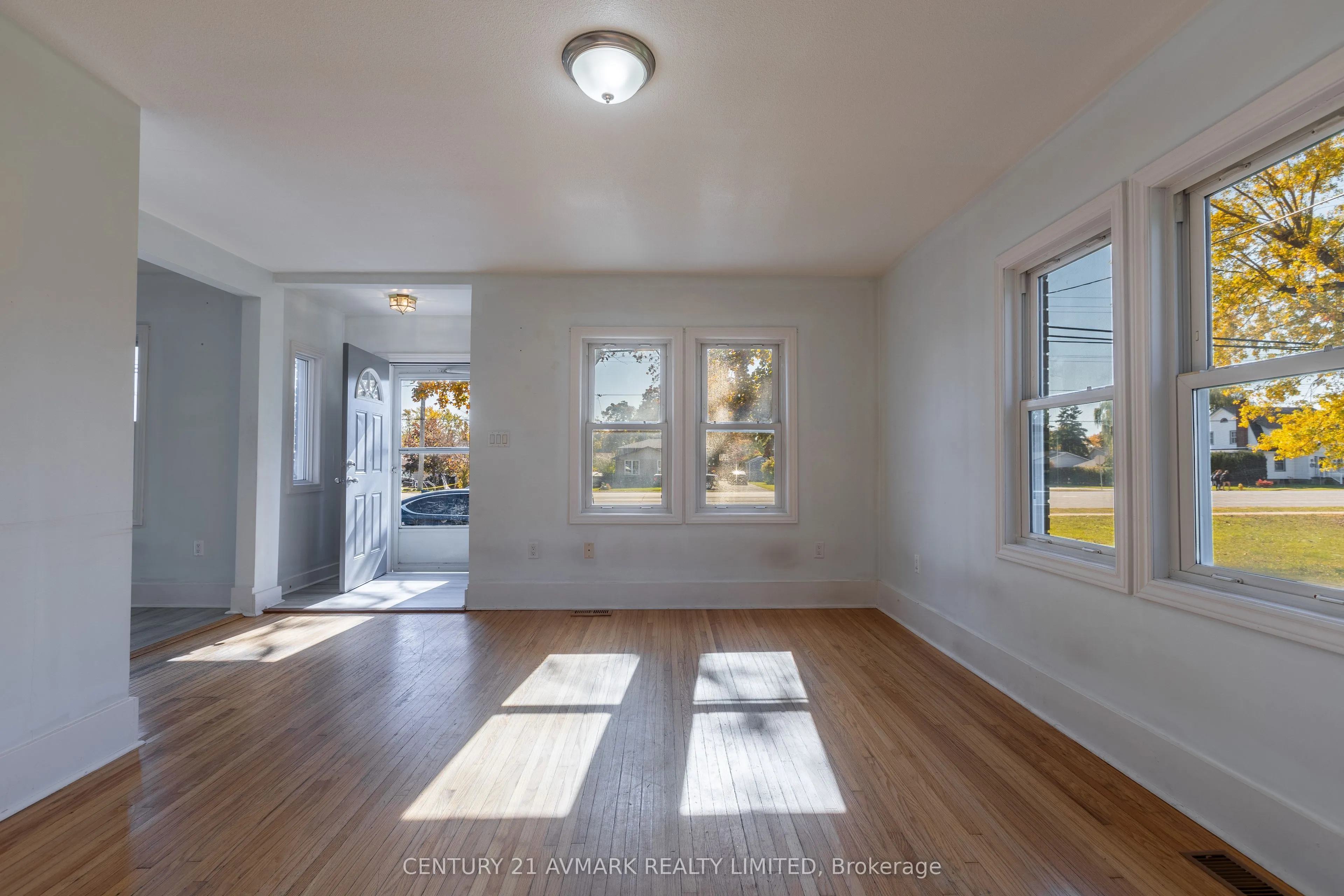 1408 Garrison Road, Fort Erie, ON L2A 1P6
