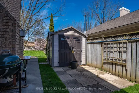 37 Russell Crescent, Brant, ON N0E 1N0