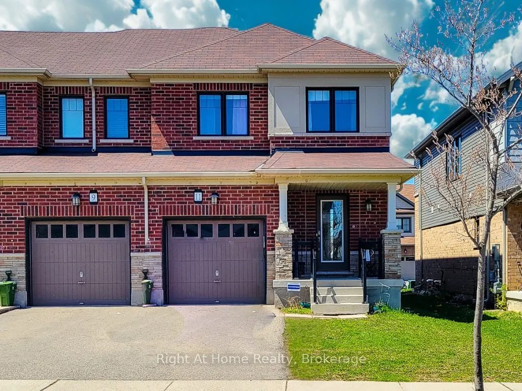 11 Sherway Street, Hamilton, ON L8J 0J4