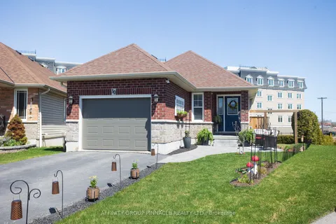 30 Lisbeth Crescent, Kawartha Lakes, ON K9V 0C9