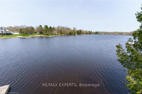 86 Stoney Road, McKellar, ON P2A 0B5
