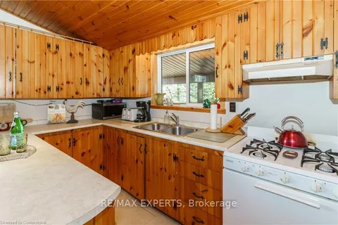 86 Stoney Road, McKellar, ON P2A 0B5