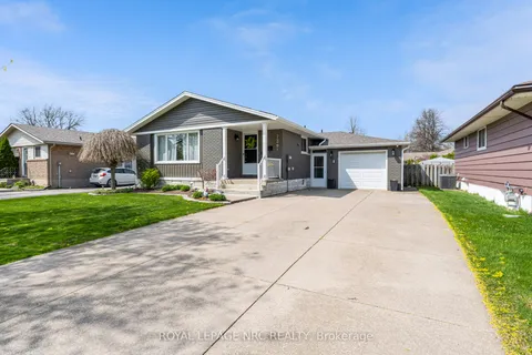 7301 North Dorset Place, Niagara Falls, ON L2J 3T3