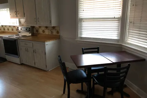 1125 Rockingham Avenue, Billings Bridge - Riverside Park and Area, ON K1H 8A4