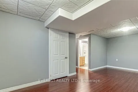 1686 Blackmaple Crescent, London East, ON N5Y 6L6
