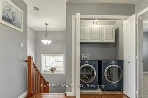 1686 Blackmaple Crescent, London East, ON N5Y 6L6