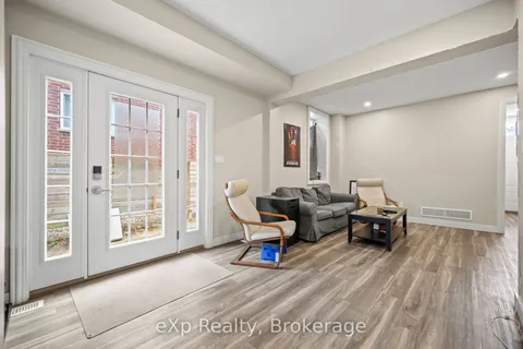 51 College Avenue, Guelph, ON N1G 1R8