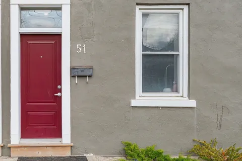 51 College Avenue, Guelph, ON N1G 1R8