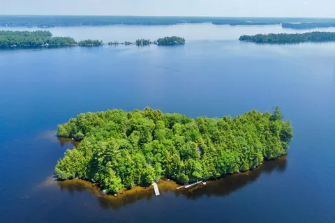 1 Cedar Island N/A, Muskoka Lakes, ON P0B 1J0