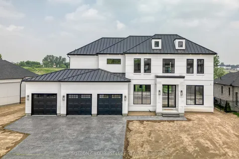 169 Edgewater Boulevard, Middlesex Centre, ON N0L 1R0