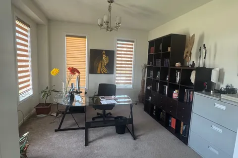 7699 Buckeye Crescent, Niagara Falls, ON L2H 0P2