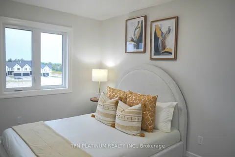957 Riverbend Road, London South, ON N6K 0J3