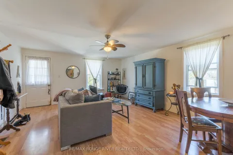 390/392 Mathew Street, Cobourg, ON K9A 3E8