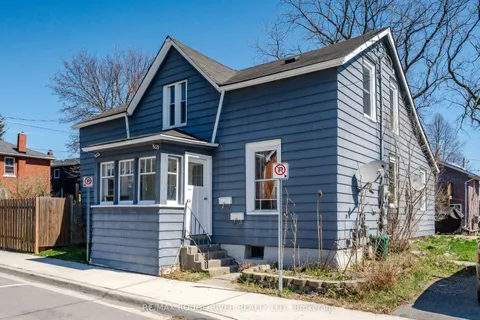 390/392 Mathew Street, Cobourg, ON K9A 3E8