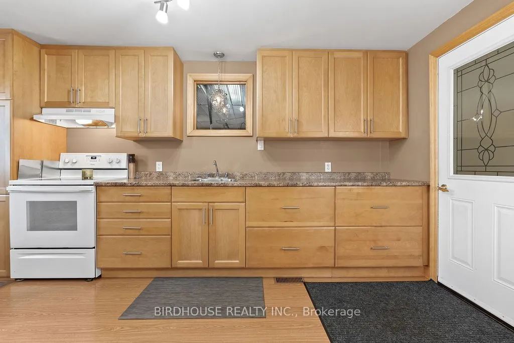 72 Cambridge Street, Kawartha Lakes, ON K9V 3C5