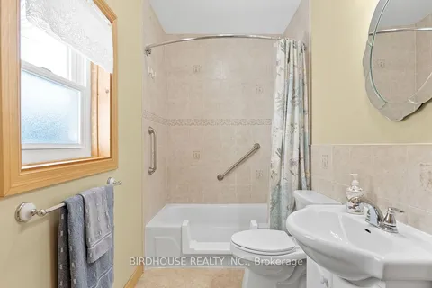 72 Cambridge Street, Kawartha Lakes, ON K9V 3C5