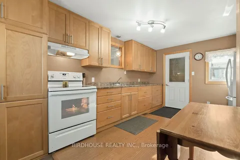 72 Cambridge Street, Kawartha Lakes, ON K9V 3C5
