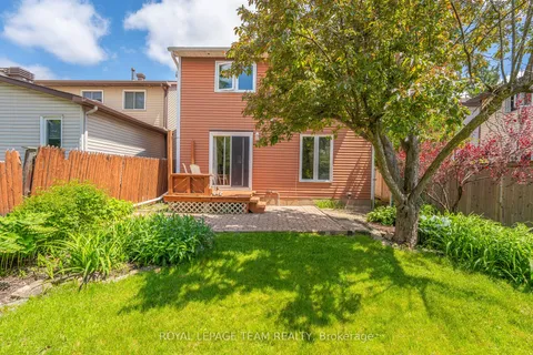 107 Melanie Crescent, Kanata, ON K2L 2E4