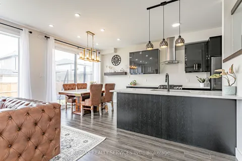 2227 Evans Boulevard, London South, ON N6M 0H7