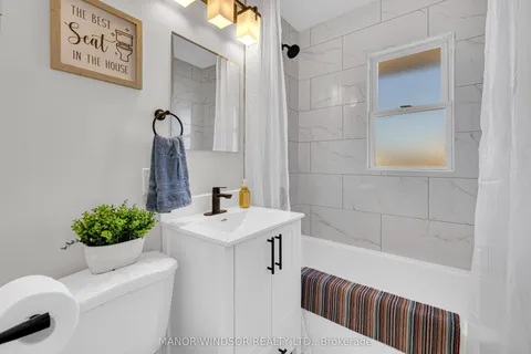 1497 Ellrose Avenue, Windsor, ON N8Y 3X4