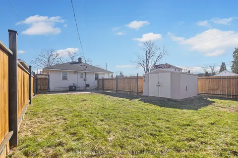 1497 Ellrose Avenue, Windsor, ON N8Y 3X4