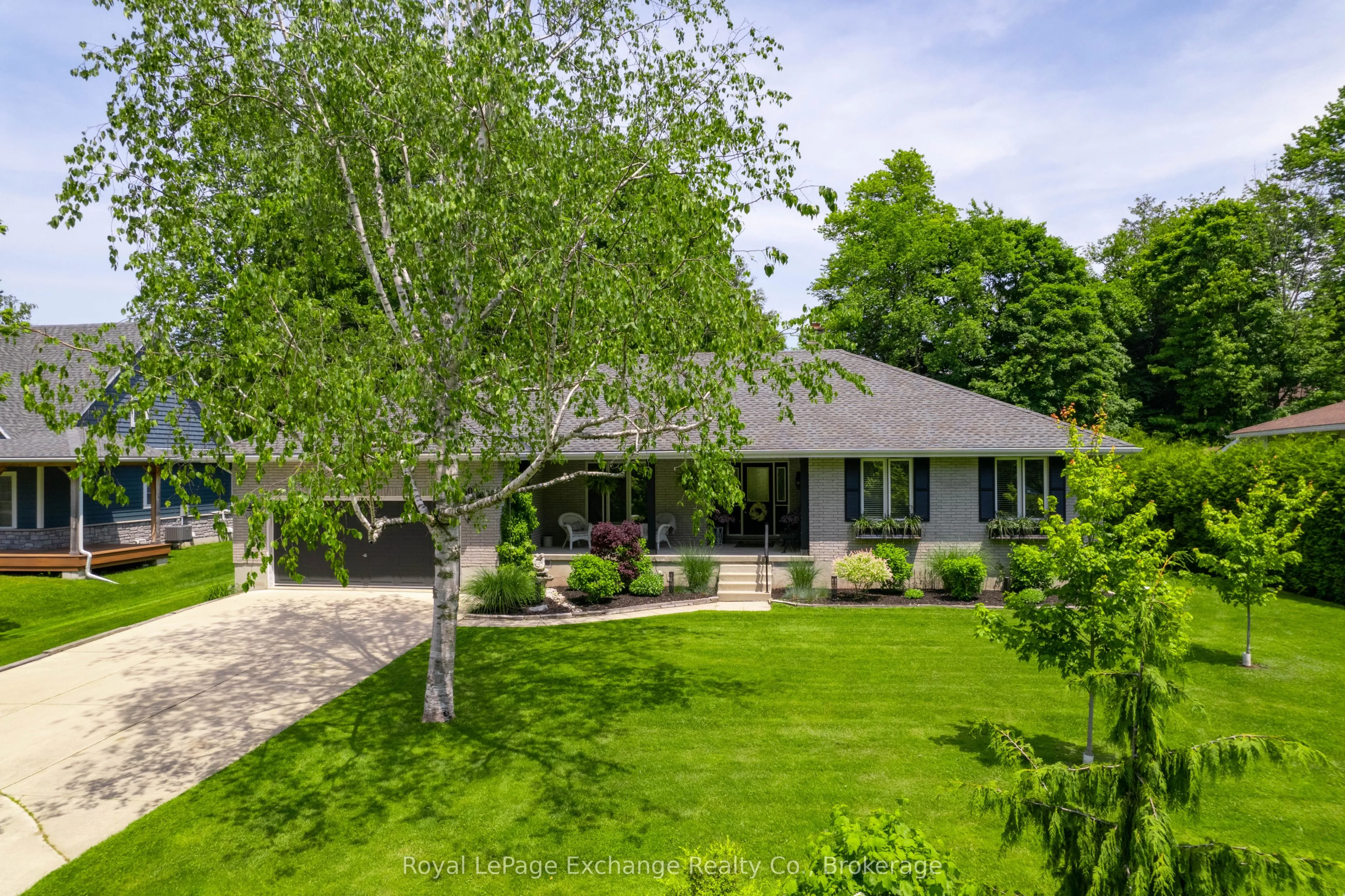 906 TANGLEWOOD Drive, Huron-Kinloss, ON N2Z 2X3