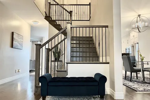 23 Crews Crescent, Quinte West, ON K8V 0G4