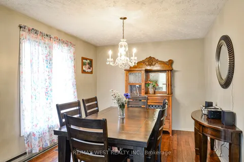 640 David Street, Gravenhurst, ON P1P 1M2