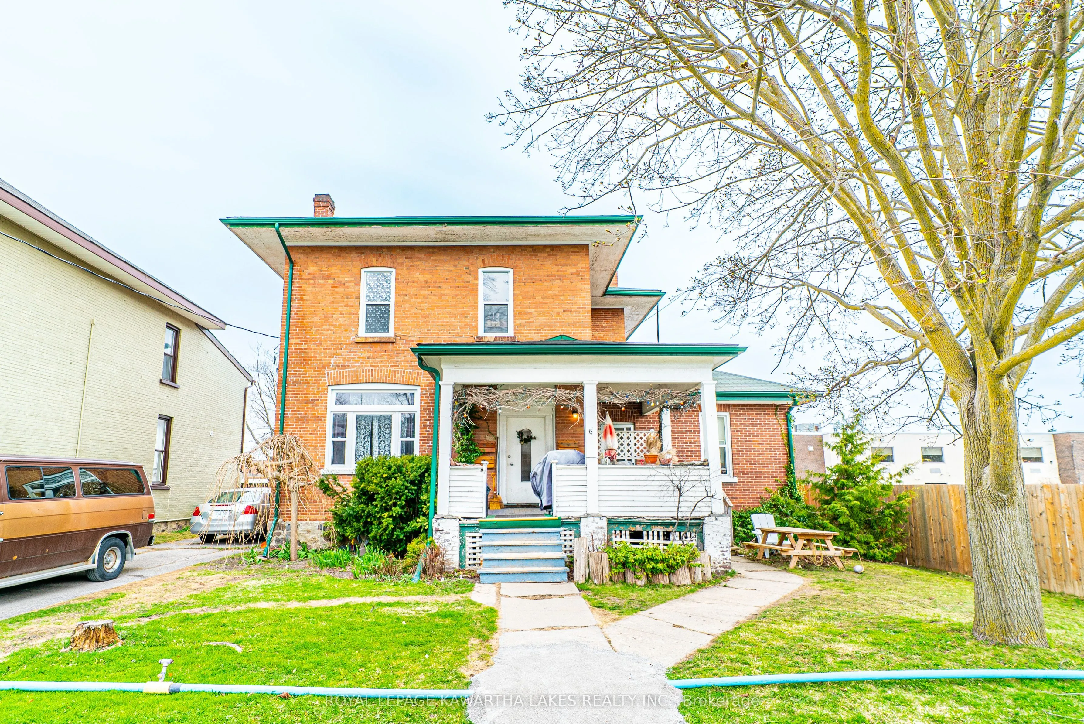 6 Glenelg Street, Kawartha Lakes, ON K9V 2T8
