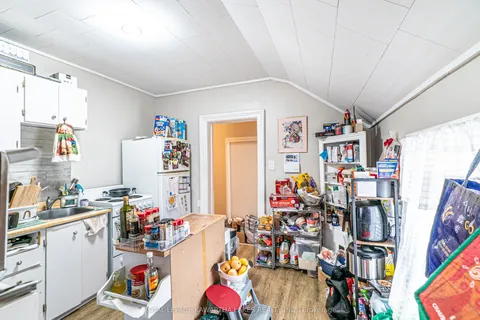 86 Lindsay Street, Kawartha Lakes, ON K9V 2M3