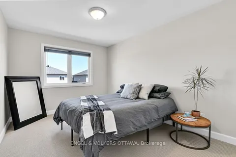 313 St Tropez Street, Russell, ON K0A 1W0