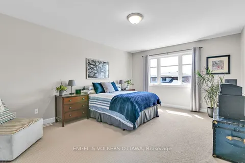 313 St Tropez Street, Russell, ON K0A 1W0