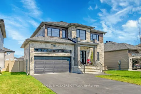 313 St Tropez Street, Russell, ON K0A 1W0